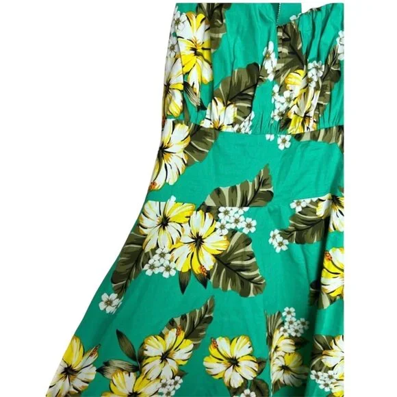 Sara USA Tropical Cotton Halter Dress With Smocked Back Green & Yellow Floral 30 - Picture 3 of 7
